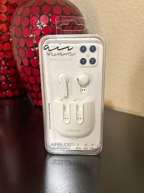 Gentek Air Bluetooth Magnetic TWS Earbuds NIB Wireless In-Ear Headphones